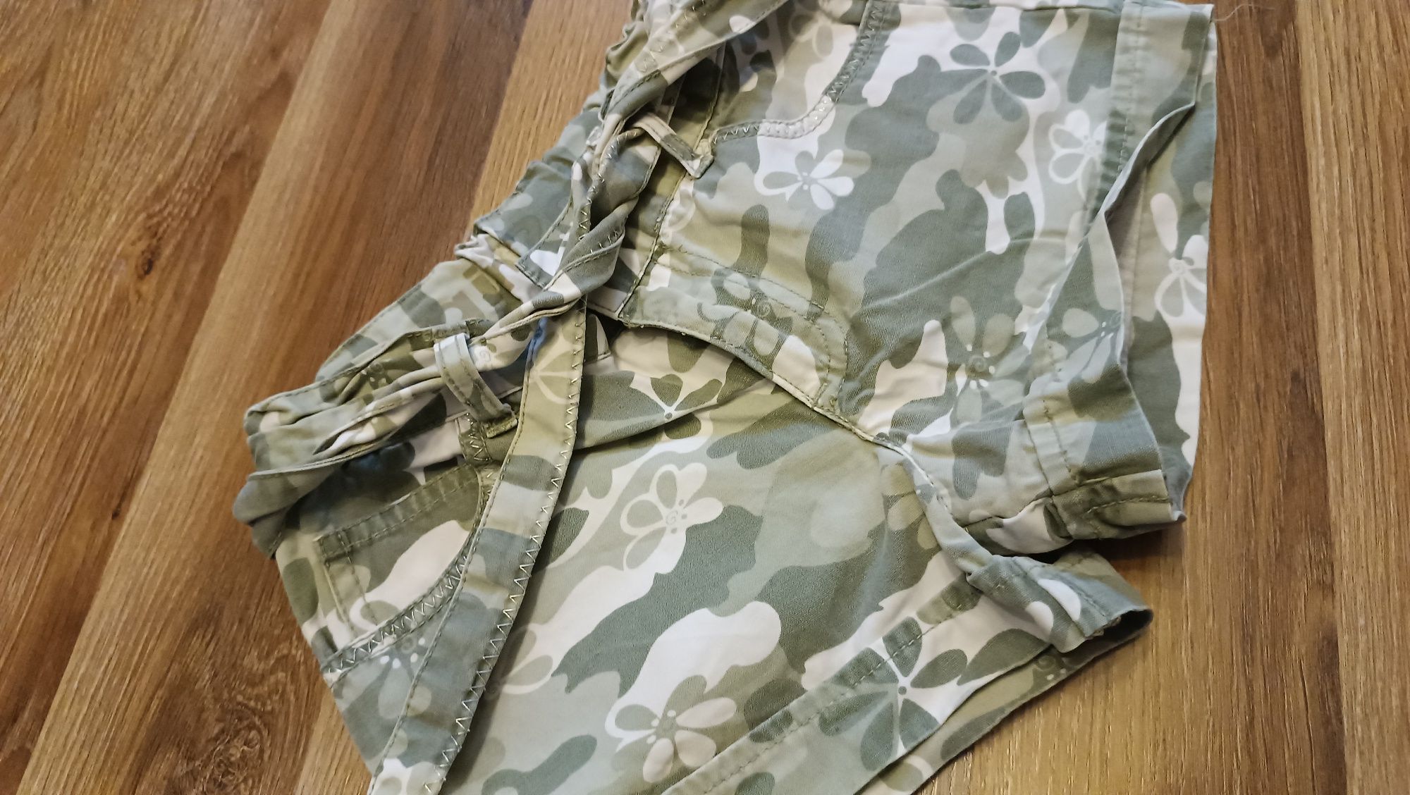 Spodenki Primark 122-128