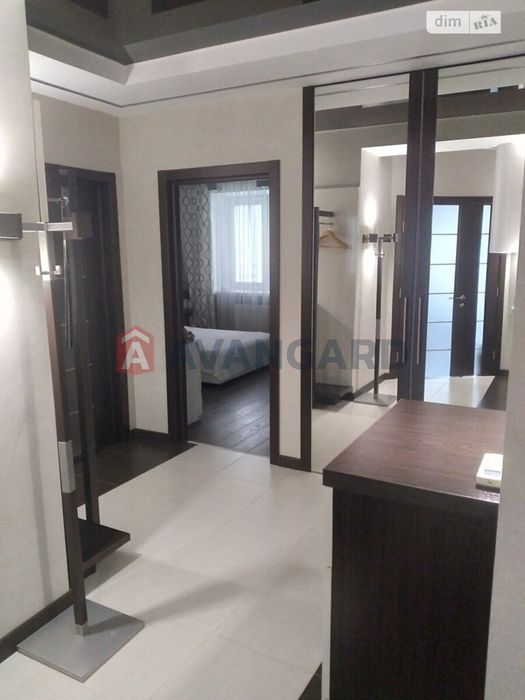 Сучасна двокімнатна квартира в самому серці міста район міськвиконкому