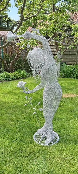 Zimowa obniżka-Dekoracja,ozdoba,rzeźba ogrodowa - Taniec z różami