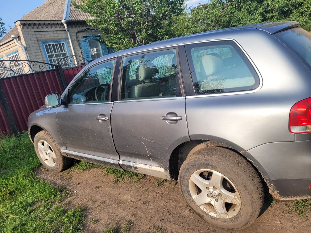 Volkswagen Touareg 2.5 2006 рік 9*