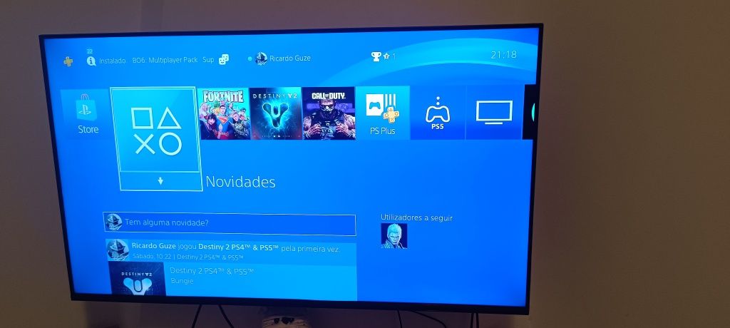 Playstation 4  + 2 comandos + 4 jogos