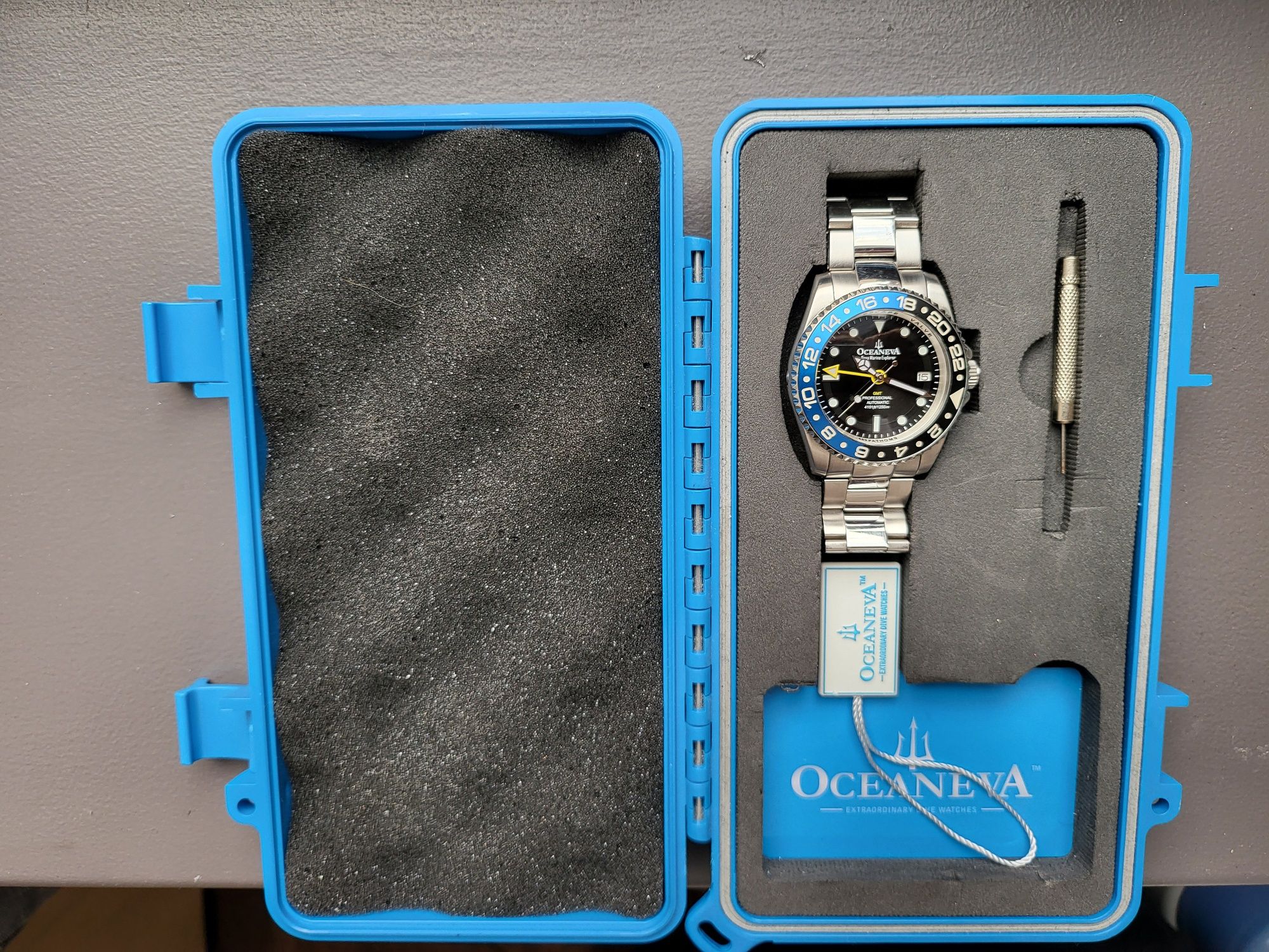 Годиник OceanevA GMT