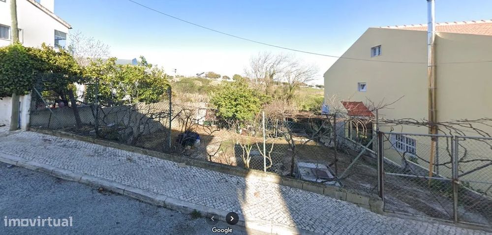 Terreno Urbano para Construção, Pontinha - Odivelas