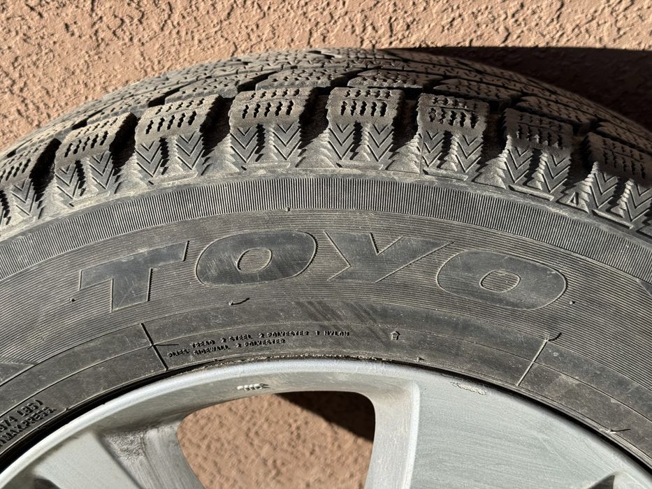 Шини диски R17 225 65 Toyo subaru