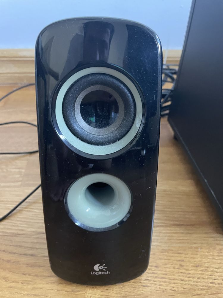 LOGITECH - SUBWOOFER com 2 colunas 60w