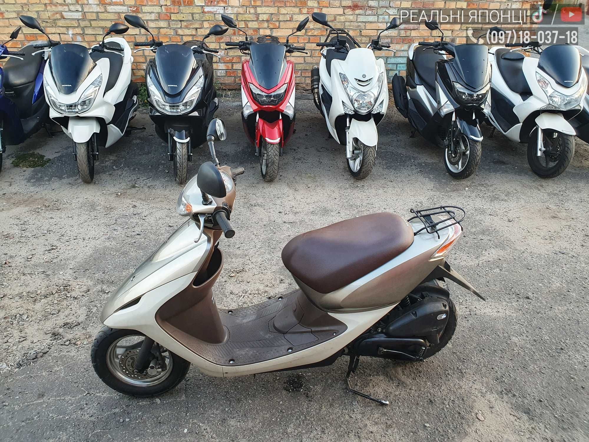 НОВА ПОСТАВКА - скутер з Японії Honda dio gray