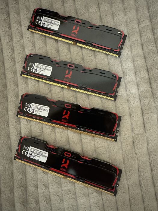Оперативна памʼять GoodRAM DDR4 8GB 3200Mhz