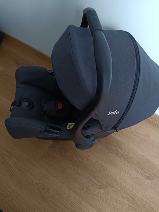 Nosidełko Joie, baza ISOFIX i lusterko