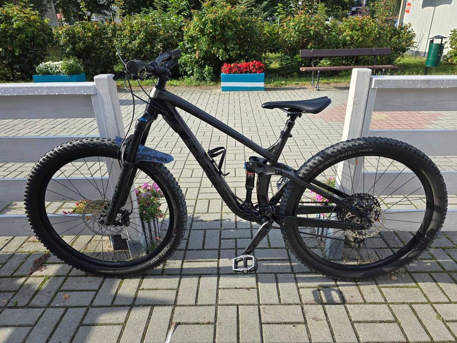 Trek FUEL EX 8 XT ML 29 BK-BK 2020