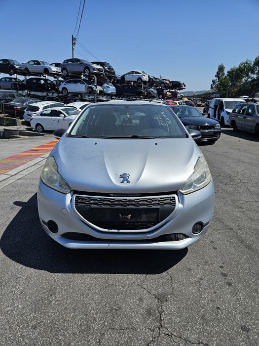 Peugeot 208 1.0 VTi de 2014 para peças