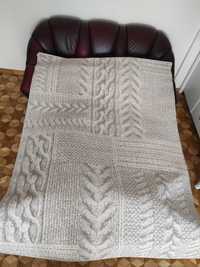 Szary dywan z 100% wełny we wzory agnella