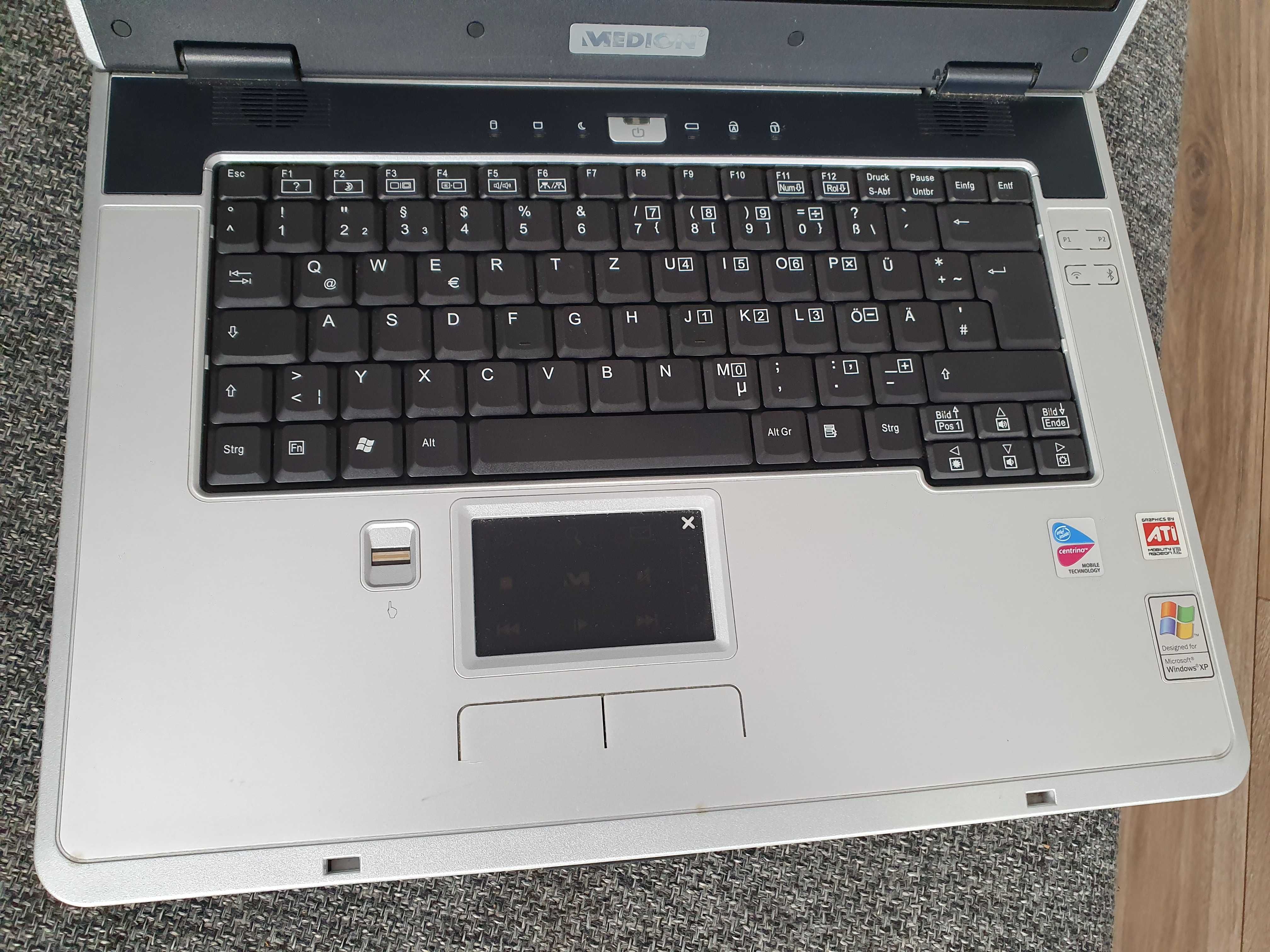 Stary zabytkowy laptop Medion MD96500