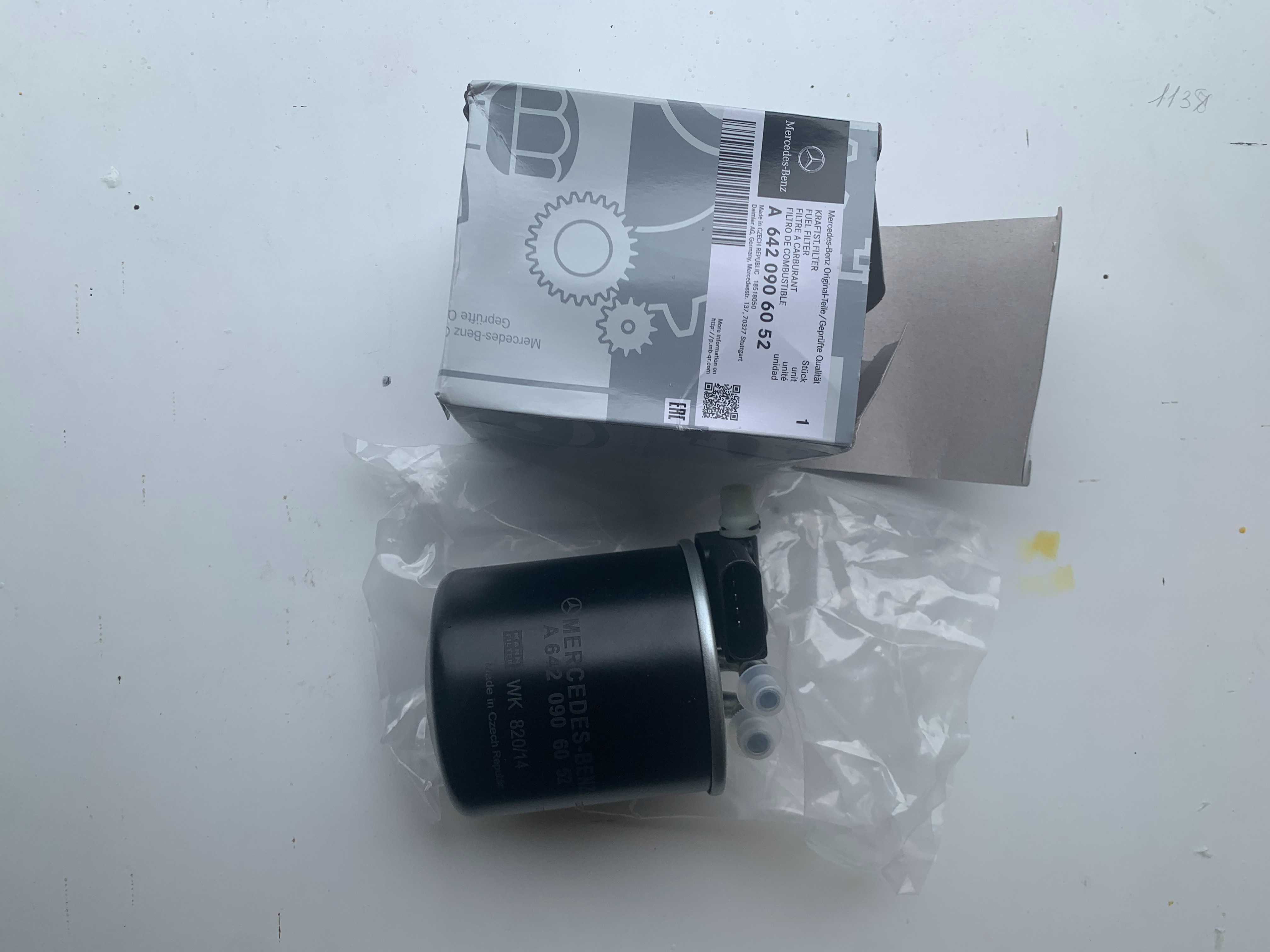 Паливний фільтр Mercedes дизельний двигун OM651-642 -3.0L