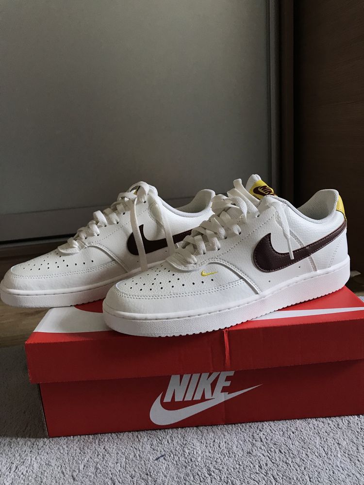 Nike court vision low