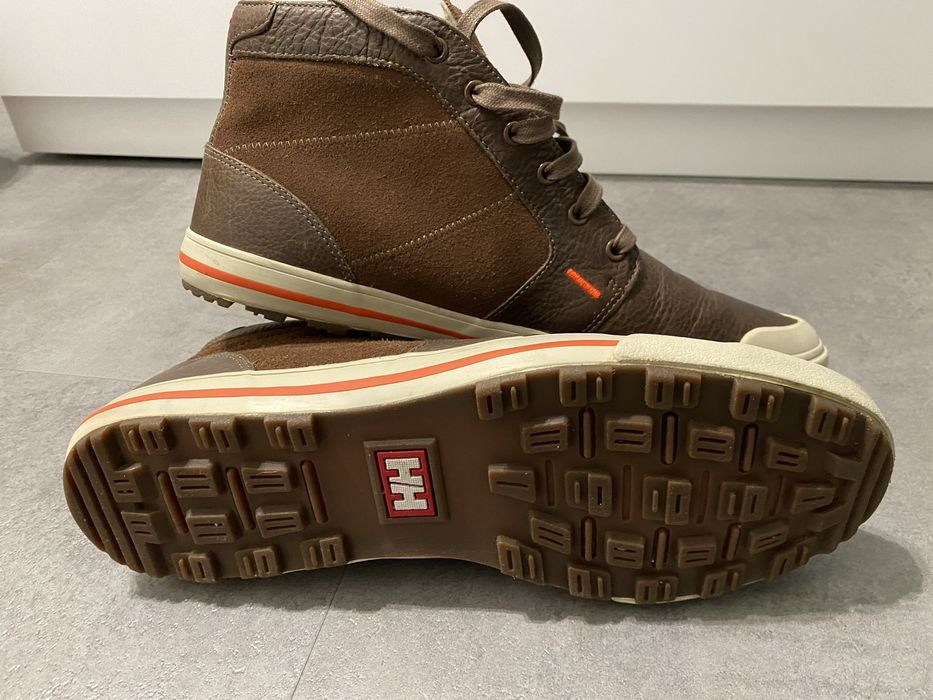 Продам мужские ботинки Helly Hansen