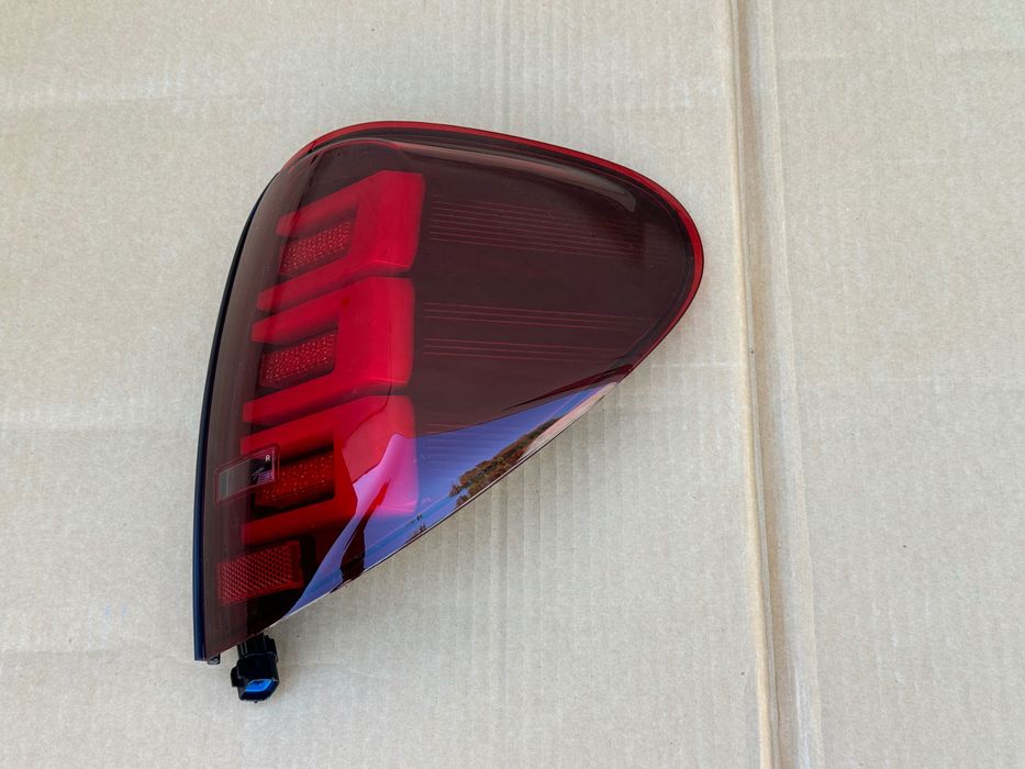 Задние фонари Mitsubishi L200 (06-15)