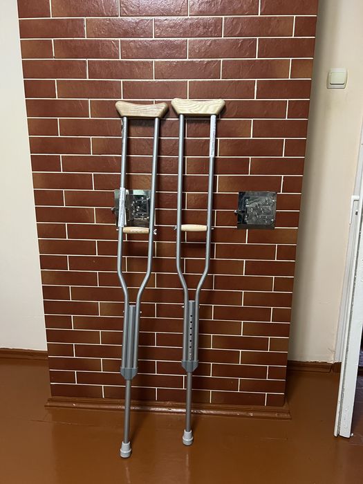 Продам милиці костилі