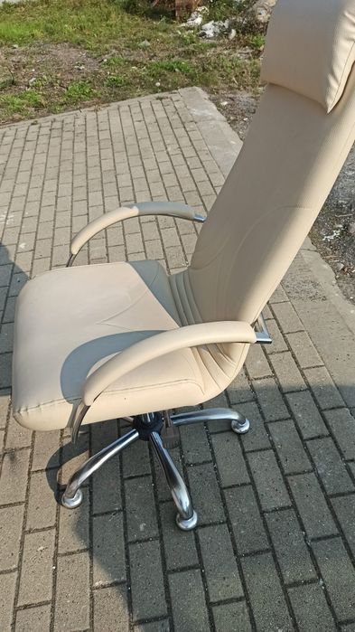 Fotel kosmetyczny pedicure manicure