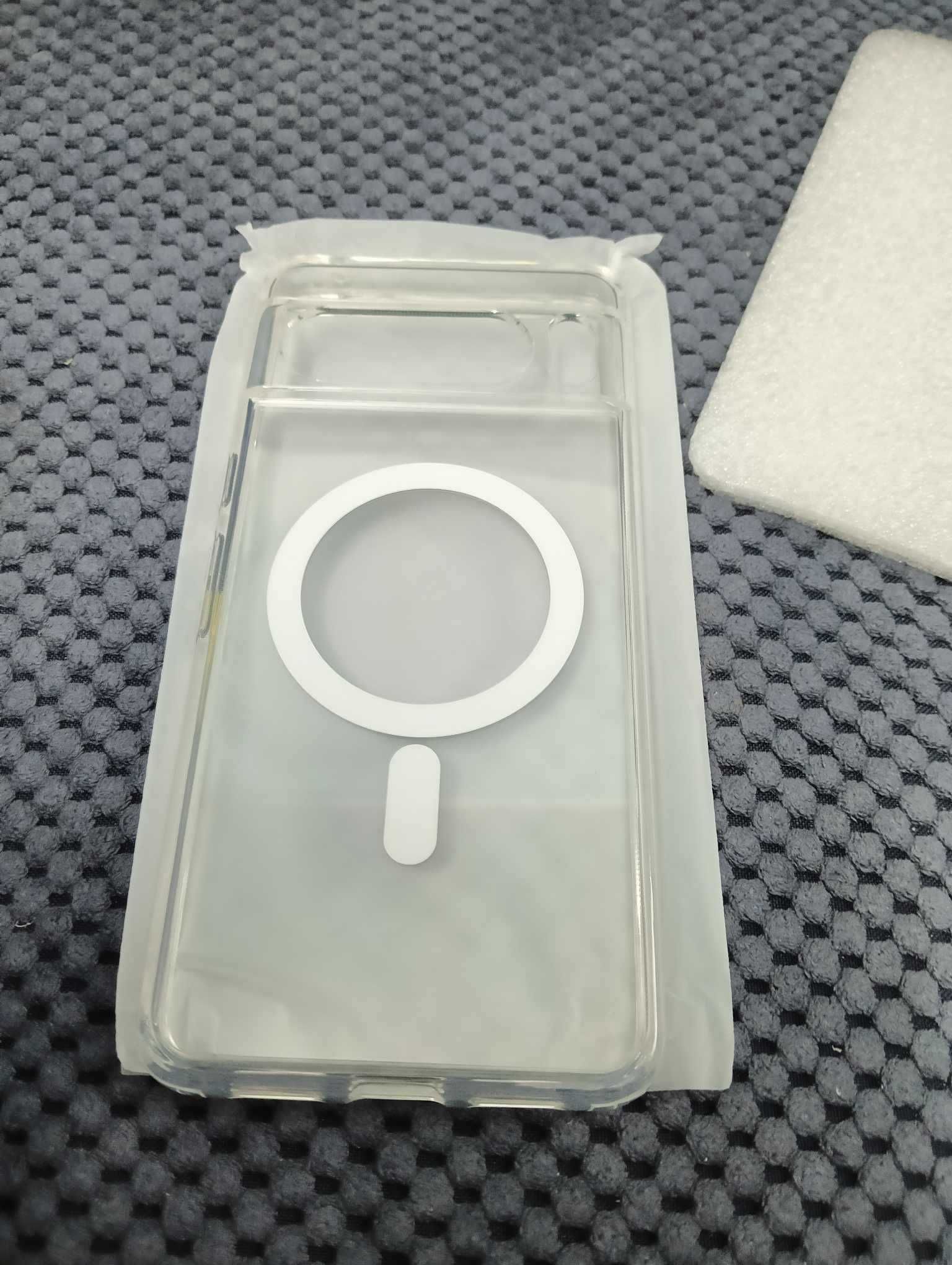 Etui MagSafe do Google Pixel 8 Pro