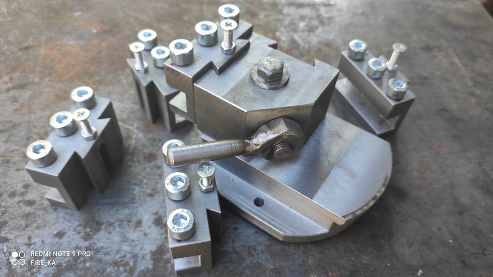 Фрезерні клинові прижими