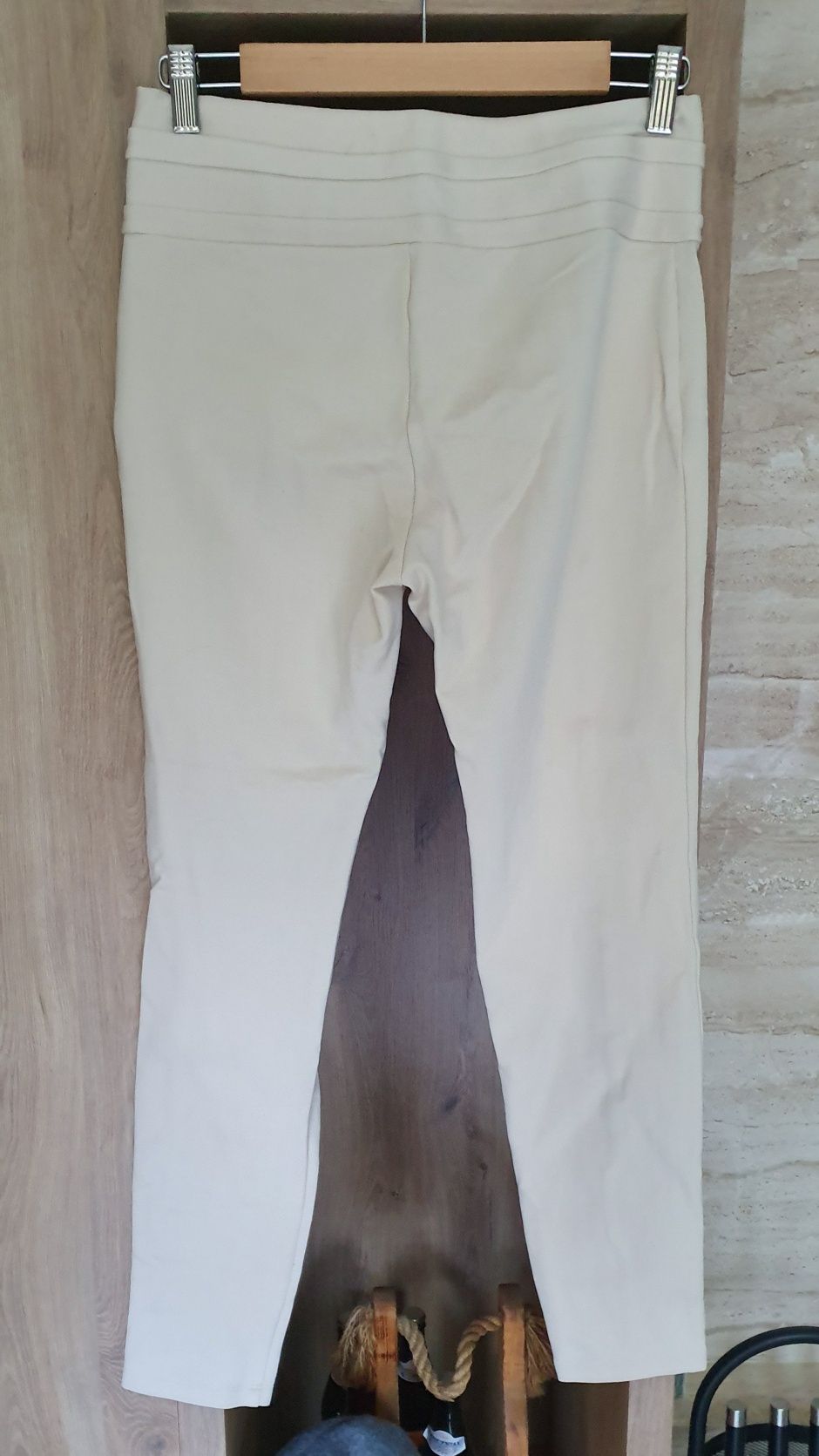Spodnie Calzedonia beż r. M 38