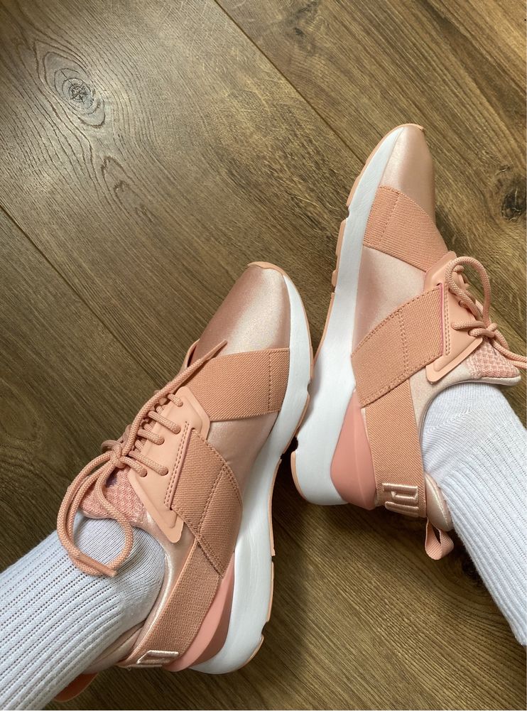 Оригінальні кросівки Puma muse satin EUR 38, 24см