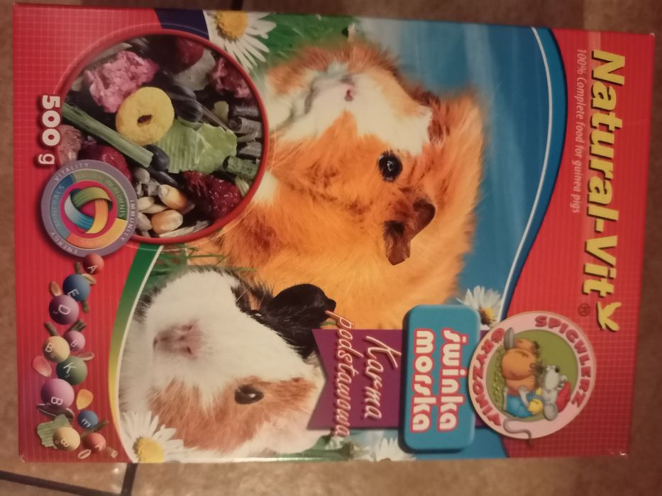 Pellet, pokarm dla świnki.