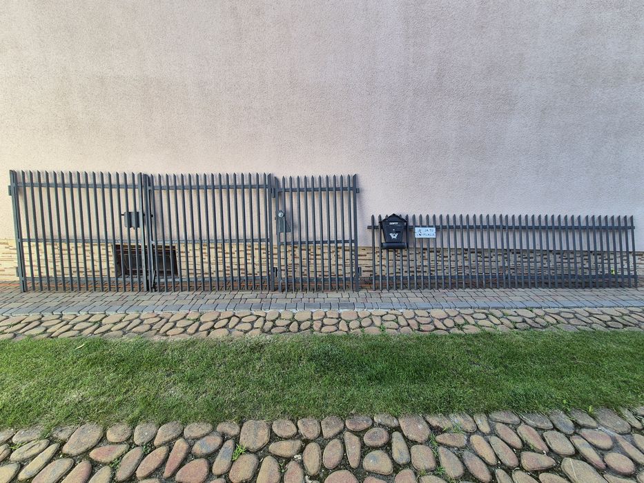 Brama furtka płot