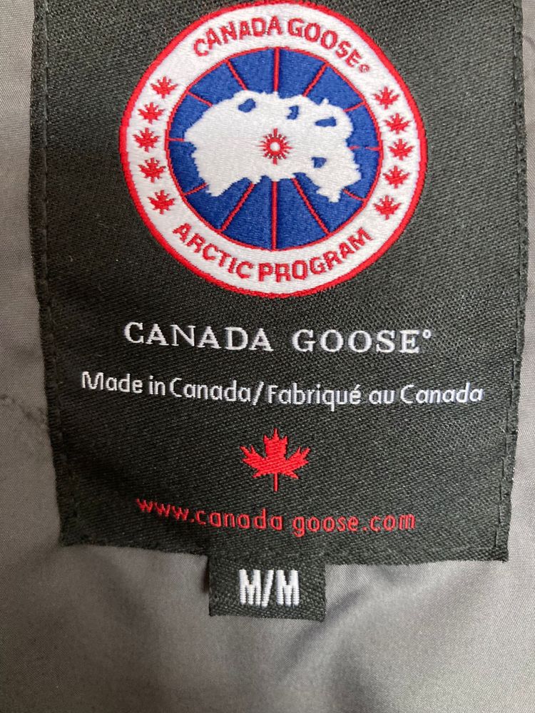 Kurtka damska Canada Goose r.M