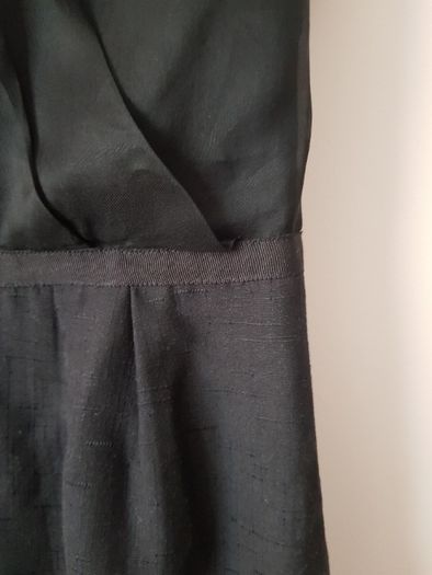 Czarna, klasyczna sukienka na ramiączkach InWear jedwab