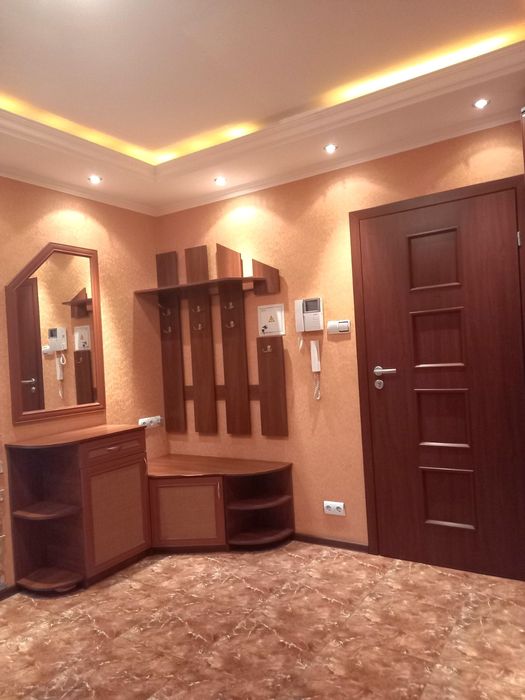 )( Продам 5-К квартиру р-н Північного