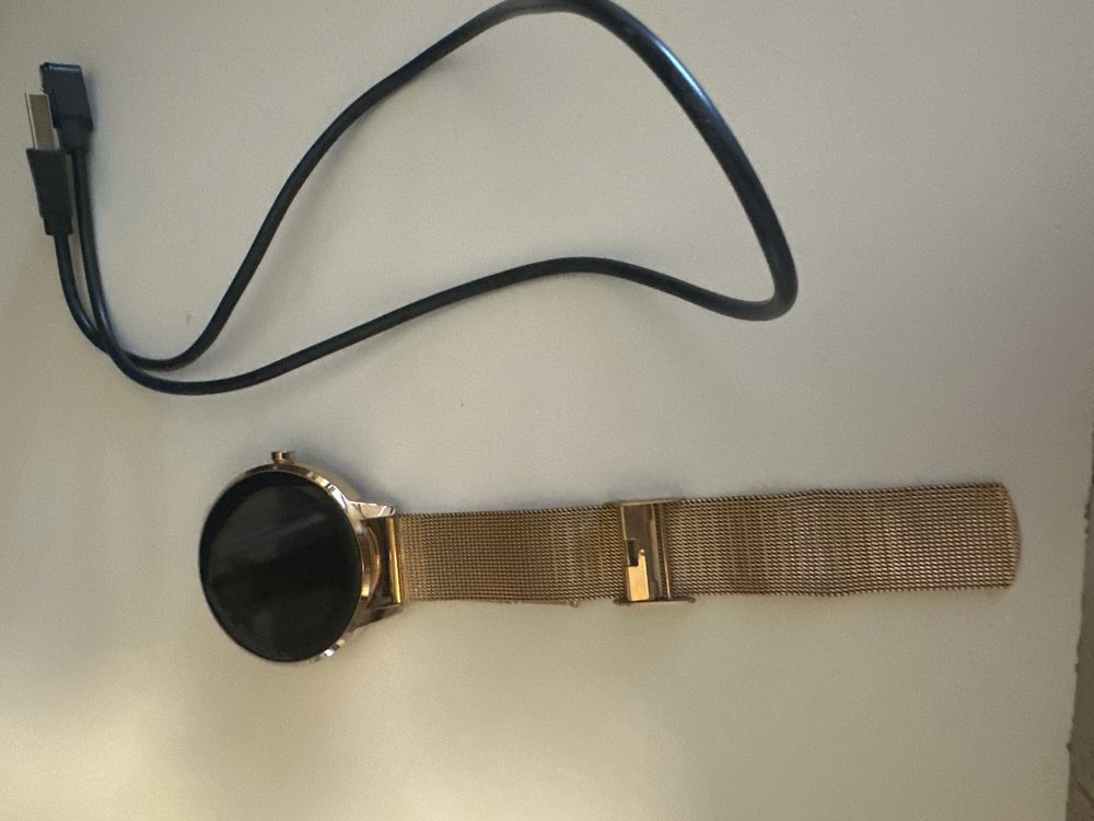 Smartwatch One dourado rosa