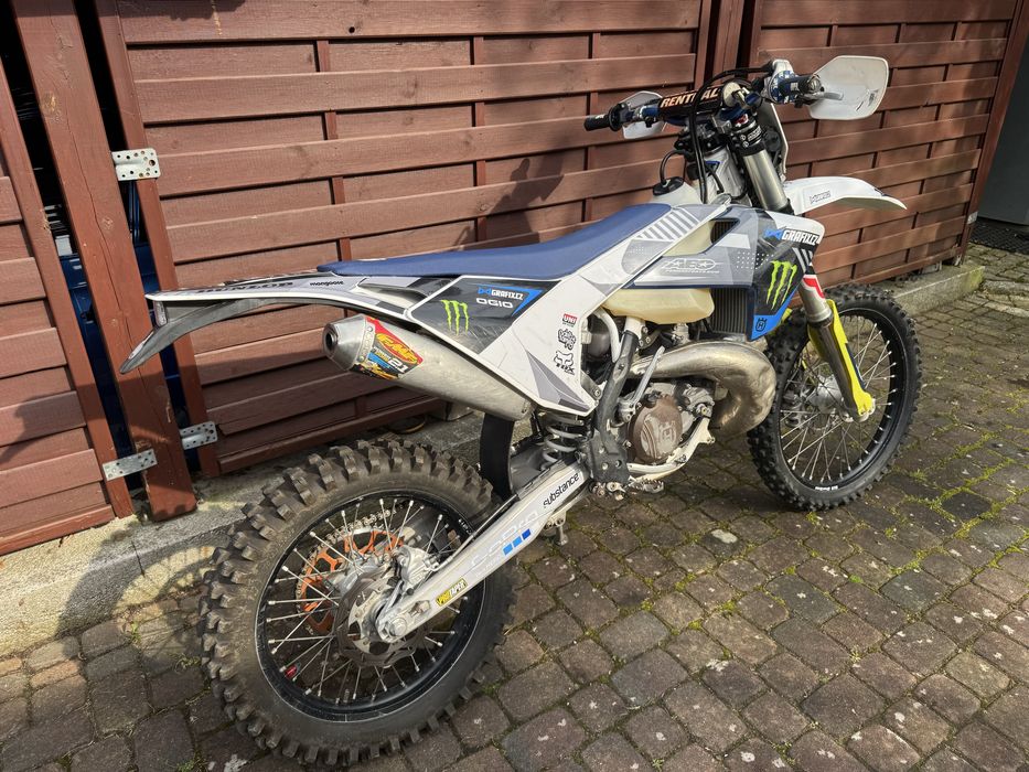 HUSQVARNA TE250i tpi 2018 KTM TE 250