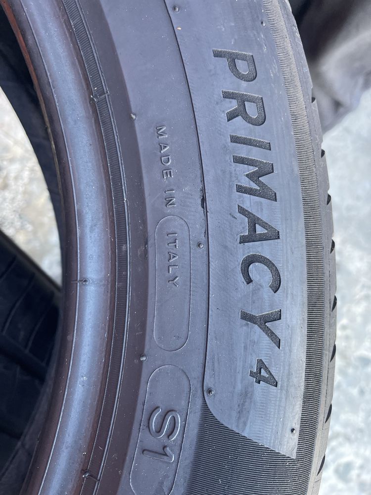 Шини бу 215/55 r18 Michelin primacy в ідеальному стані