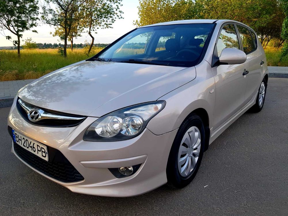 Хюндай i30 1.6 AVTOMAT в отличном состоянии
