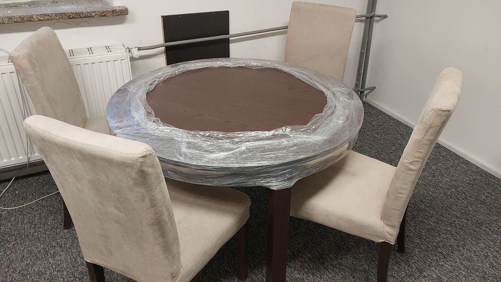 Stół i 4 krzesła IKEA