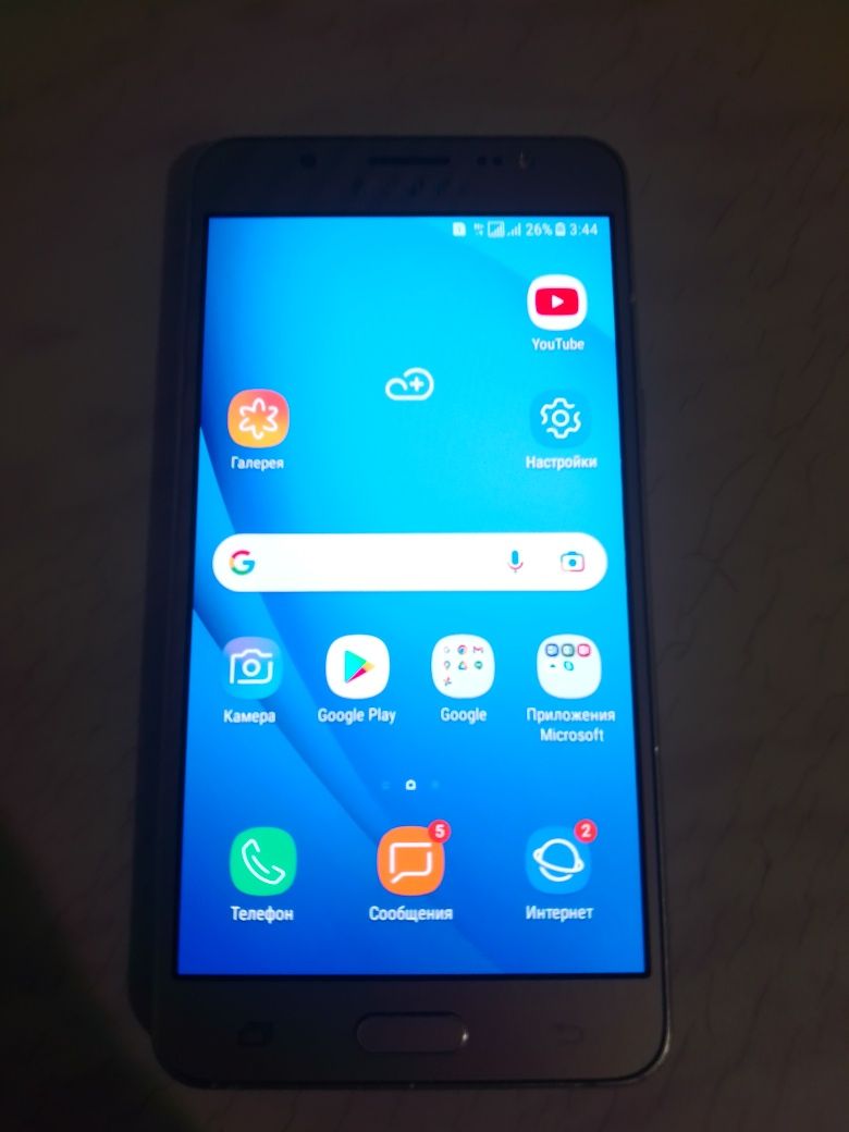 Мобільний телефон SAMSUNG J5, 2/16G, нормальний робочий стан