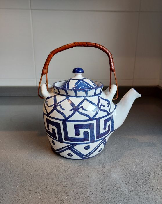 Bule em Cerâmica dos Açores