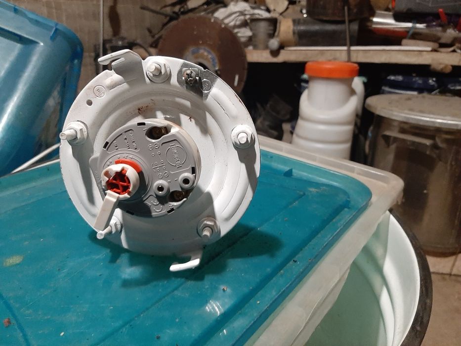 Тент для бойлера АРІСТОН робочий