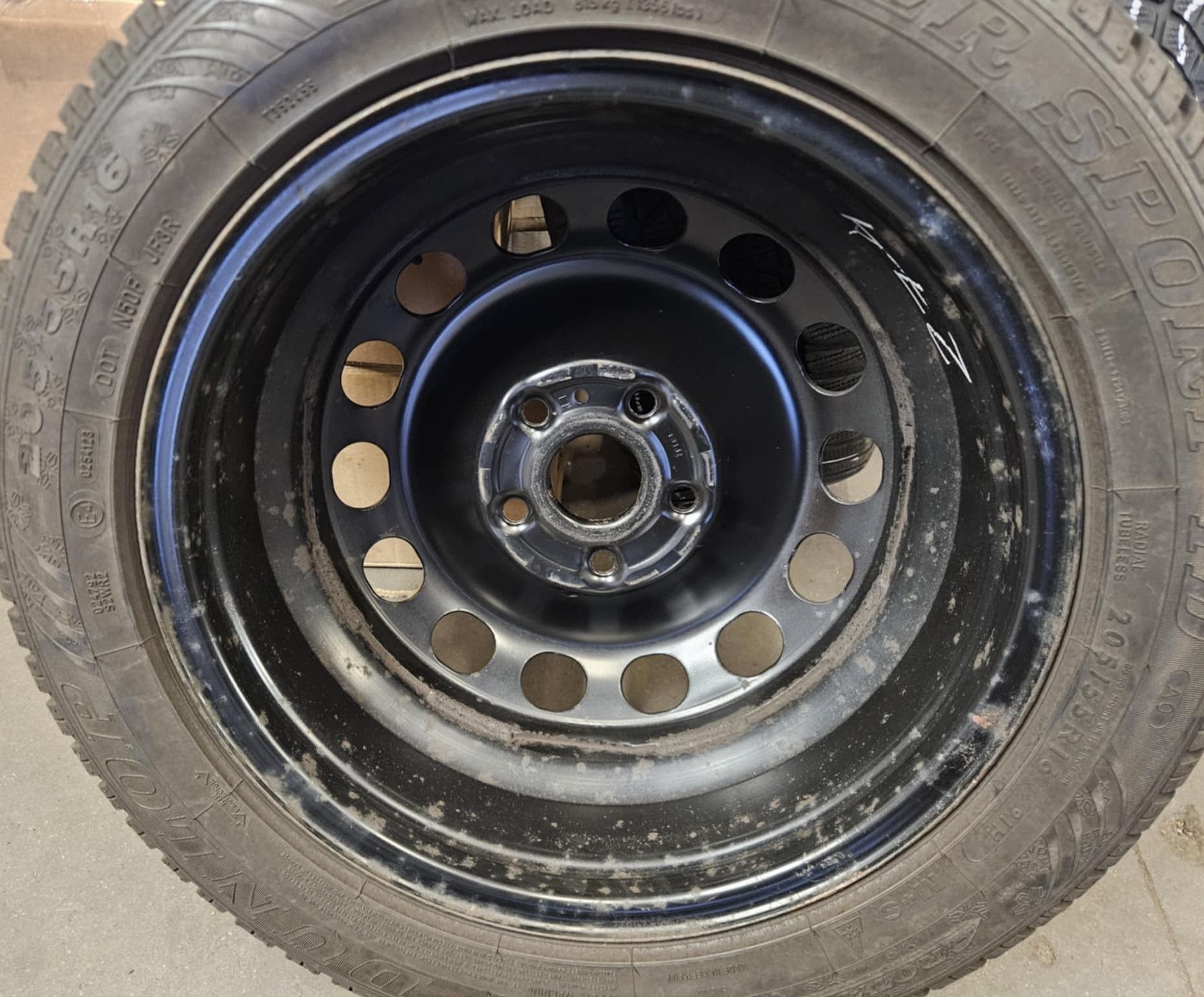 4x Felgi stalowe AUDI 6.5 x 16 5x112 ET43 57,1 A3 / Q2 [274]