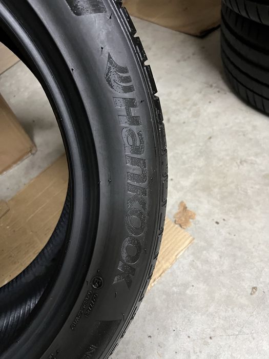 235/50R19 99V Літні шини Hankook Ventus S1 Evo 2 SUV K117A