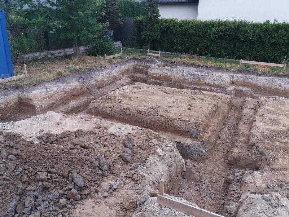 Usługi koparko-ładowarką, koparką kołową, minikoparką, woj.śląskie.