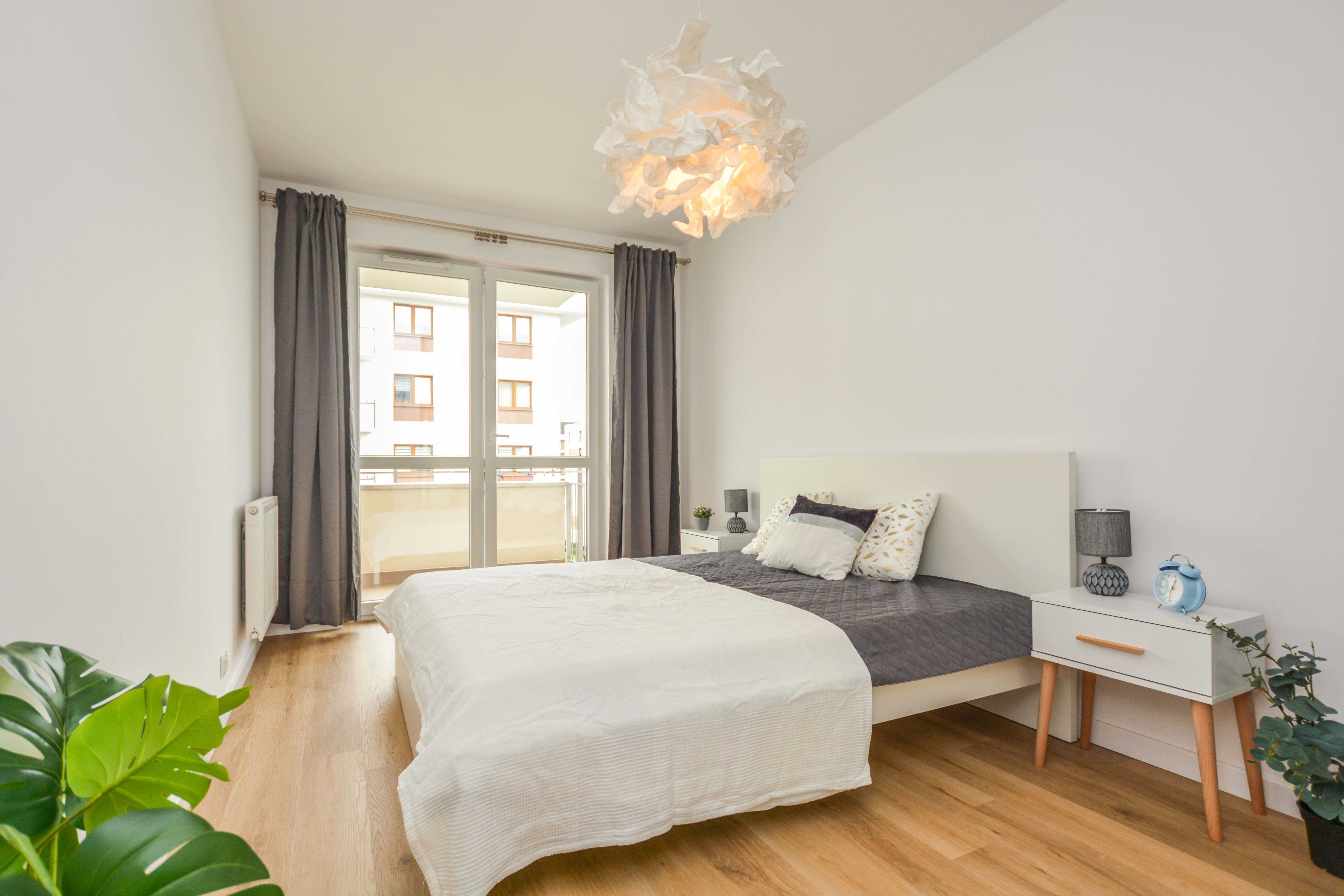 2 pokoje, duży balkon, umeblowane, blisko Tauron Areny