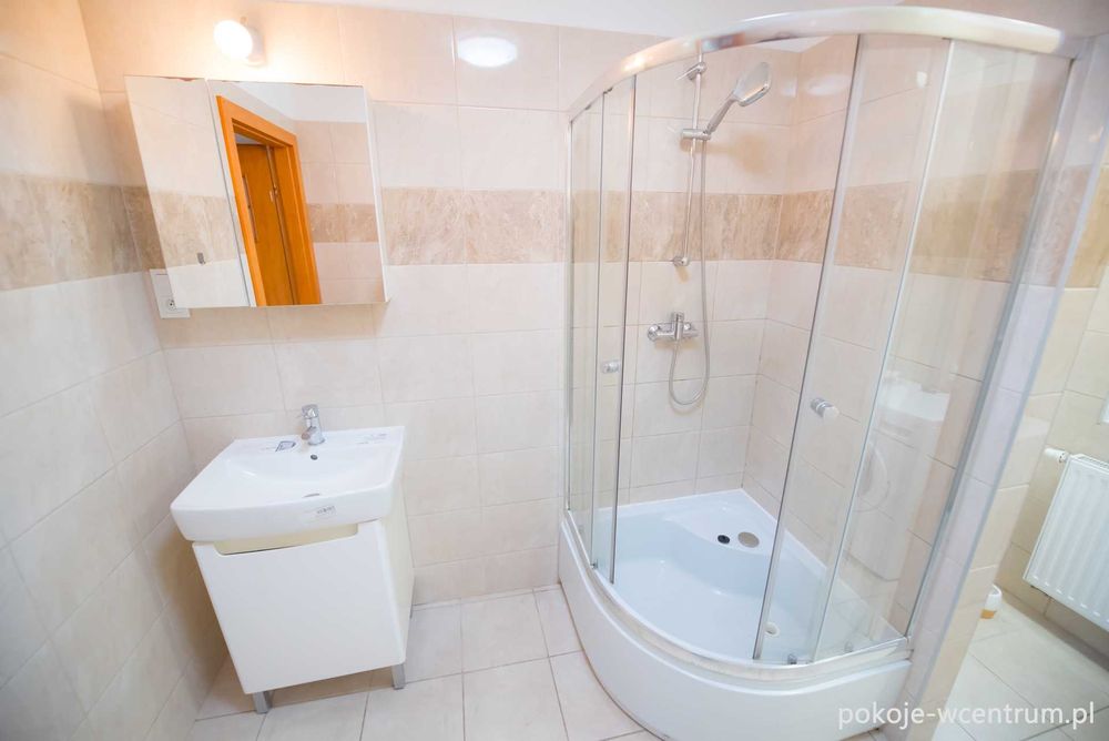 - KOMFORTOWE - Pokoje/Noclegi Pracownicze - Świętochłowice