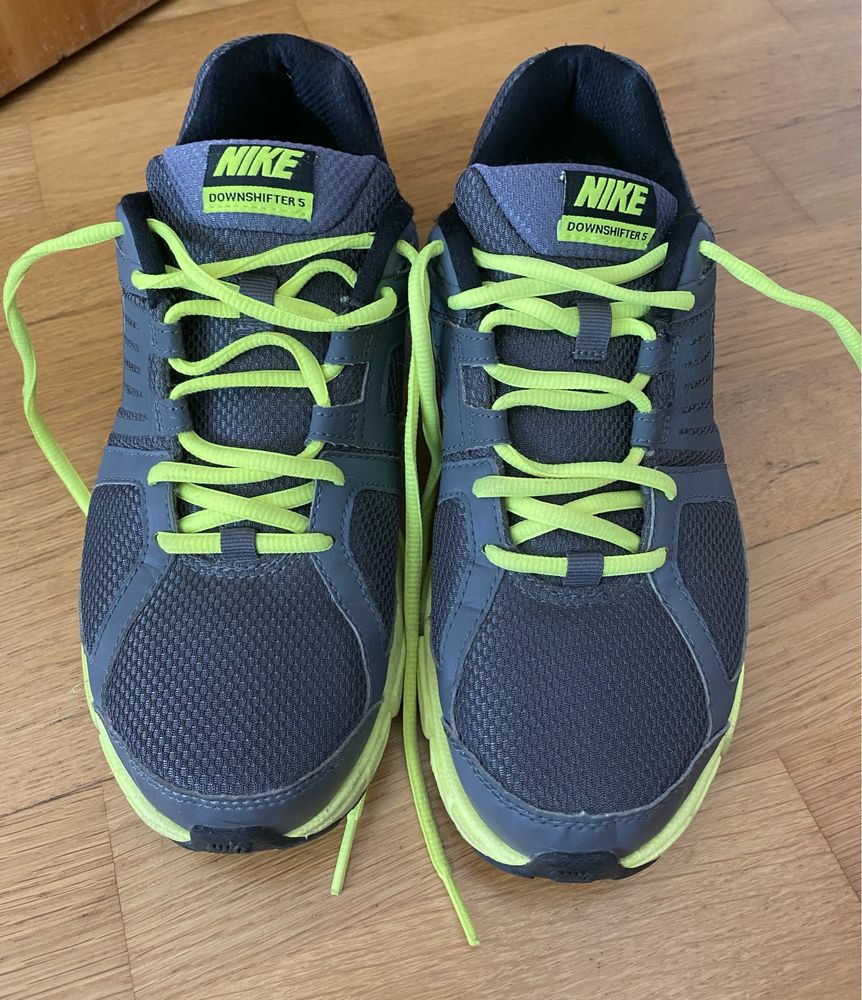 Ténis Nike 40,5 - como novos