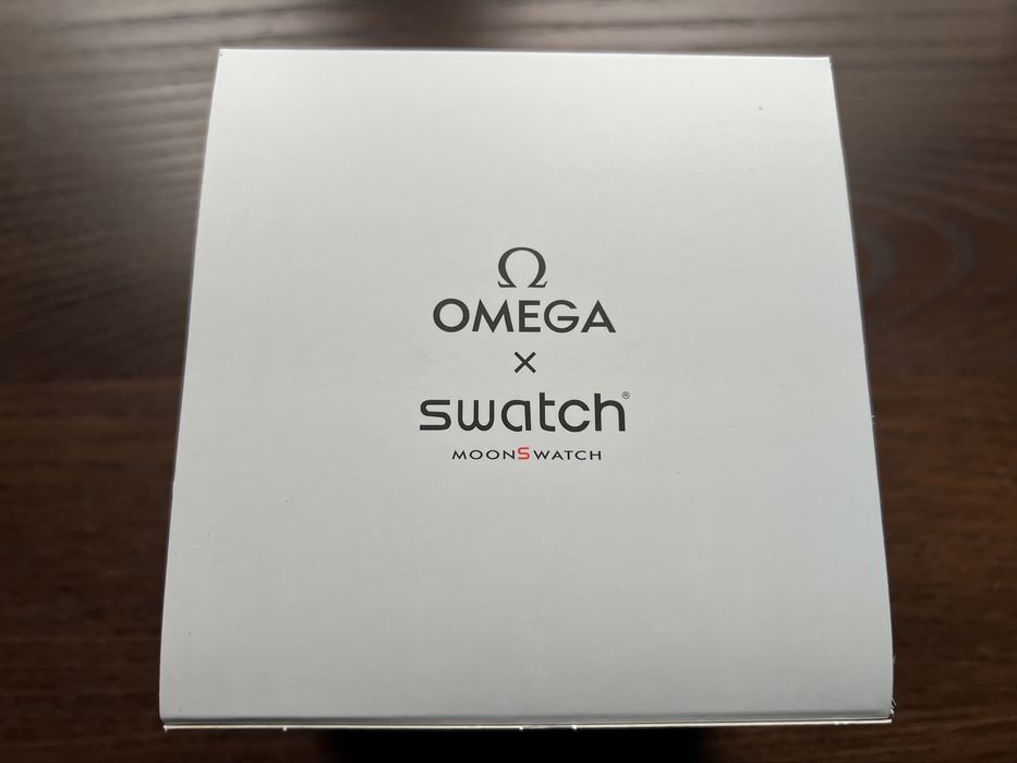 Swatch x Omega Bioceramic MoonSwatch Collection Mission to the earth