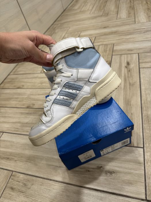 Кросівки / кеди  adidas унісекс жіночі/чоловічі 38 розмір / оригінал