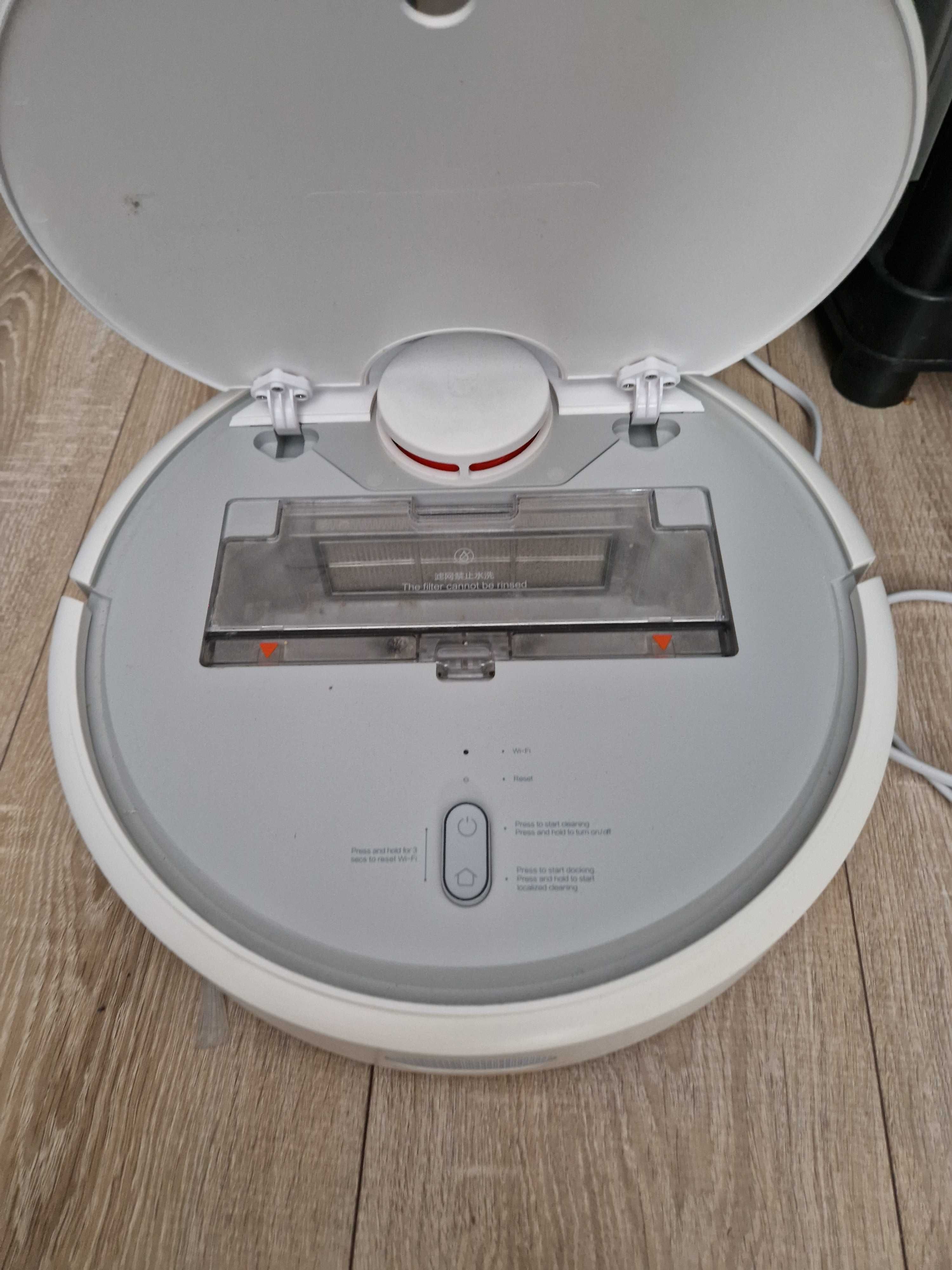 Mi Vacuum Cleaner SDJQR02RR, dobry stan, nowe części eksploatacyjne