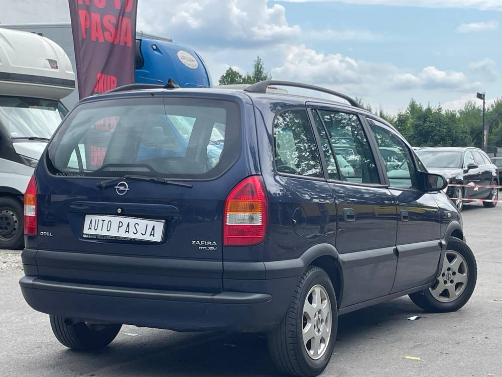 Opel Zafira A 2.0D**7osob**Alusy**Nowy rozrząd**Pojemny**Zamiana**