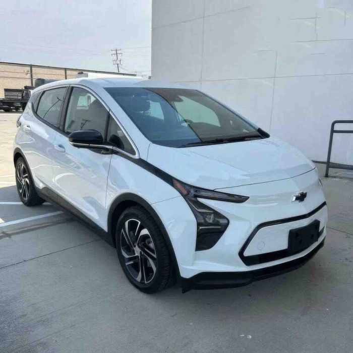Chevrolet Bolt EV 2LT      2023